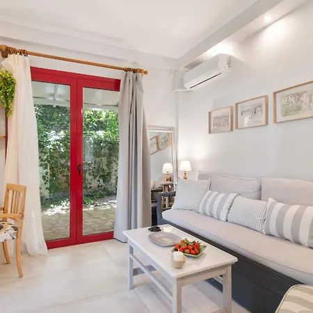 Cozy 2-bdrm-house With Garden