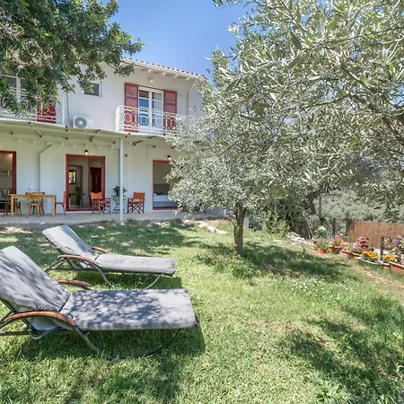 Cozy 2-bdrm-house With Garden * Katouna
