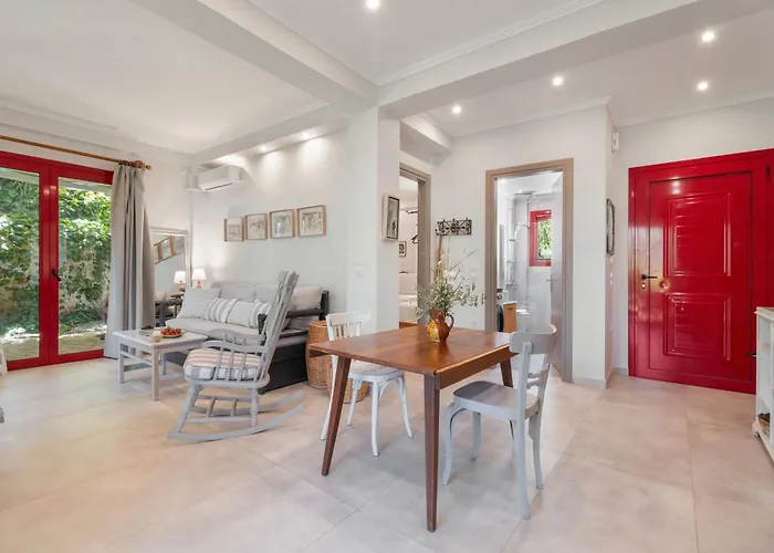 Cozy 2-bdrm-house With Garden *