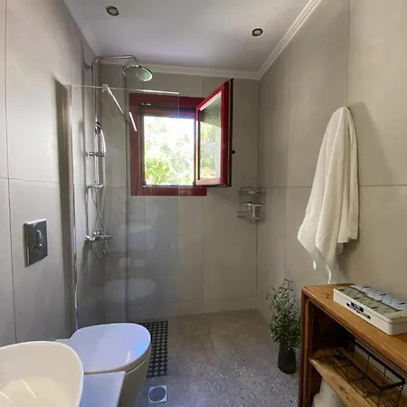 Holiday home Cozy 2-bdrm-house With Garden Katouna