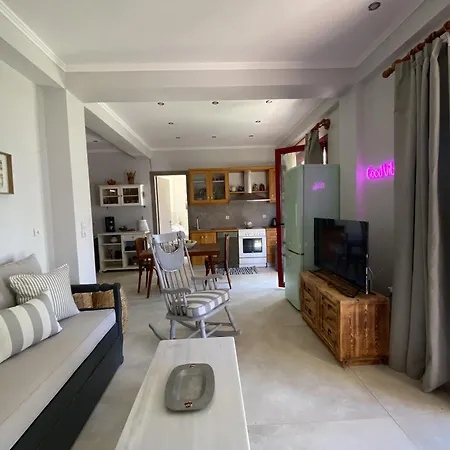 Cozy 2-bdrm-house With Garden * Katouna